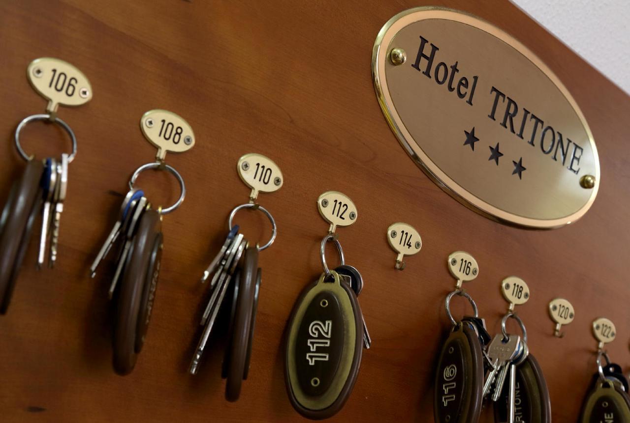 Hotel Tritone Senigália Exterior foto